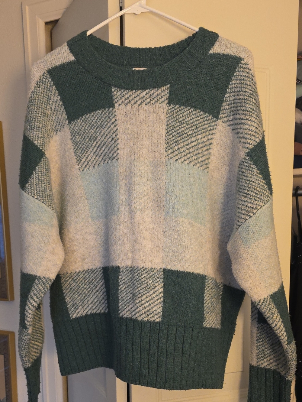 Relaxed Plaid Crewneck Sweater in Forest Green & Cream